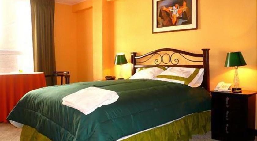 Imagen de la habitación del Hotel Berlina. Foto 7