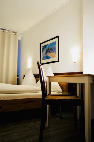 Imagen de la habitación del Hotel Berliner Hof, Dusseldorf. Foto 8