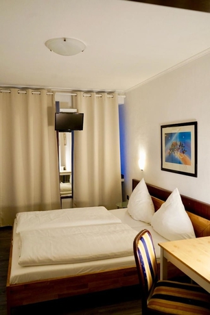 Imagen de la habitación del Hotel Berliner Hof, Dusseldorf. Foto 14