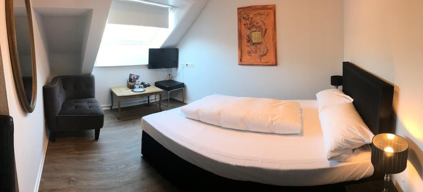 Imagen de la habitación del Hotel Berliner Hof, Remscheid. Foto 9