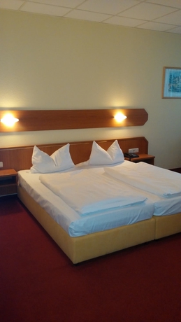 Imagen de la habitación del Hotel Berliner Ring. Foto 3