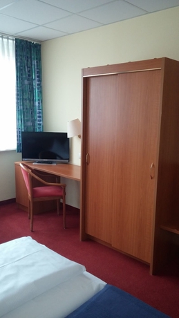 Imagen de la habitación del Hotel Berliner Ring. Foto 5