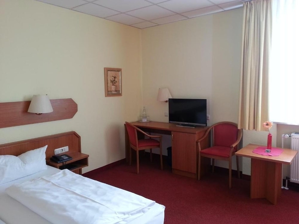 Imagen de la habitación del Hotel Berliner Ring. Foto 12