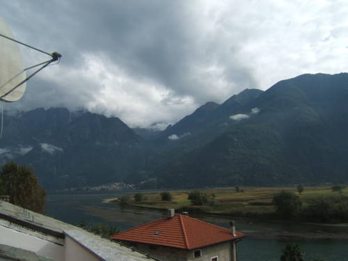 Imagen de la habitación del Hotel Berlinghera. Foto 6