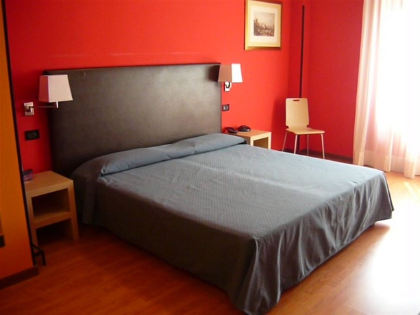 Imagen de la habitación del Hotel Berlino. Foto 11