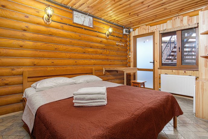 Imagen de la habitación del Hotel Berloga. Foto 13