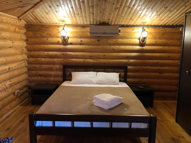 Imagen de la habitación del Hotel Berloga. Foto 16