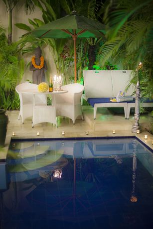 Imagen de la piscina del Hotel Bermimpi Bali Villas. Foto 18