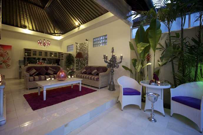 Imagen de los interiores del Hotel Bermimpi Bali Villas. Foto 16