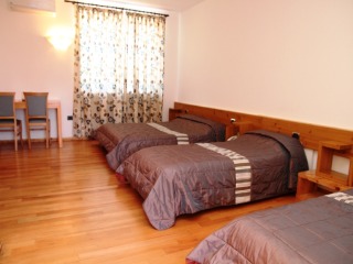 Imagen general del Hotel Bermon. Foto 7