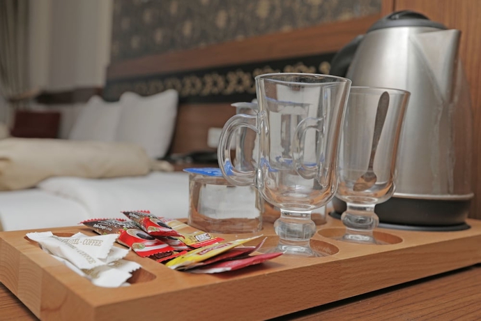 Imagen del bar/restaurante del Hotel Bern Otel. Foto 2