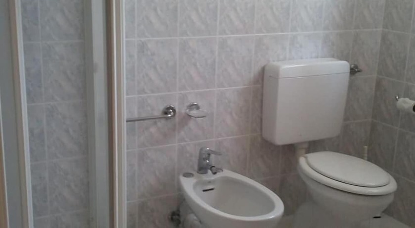 Imagen de la habitación del Hotel Berna, Eraclea Mare. Foto 9