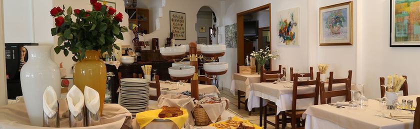 Imagen del bar/restaurante del Hotel Berna, Eraclea Mare. Foto 5