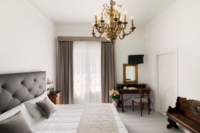 Imagen de la habitación del Hotel Berna, Florencia. Foto 5