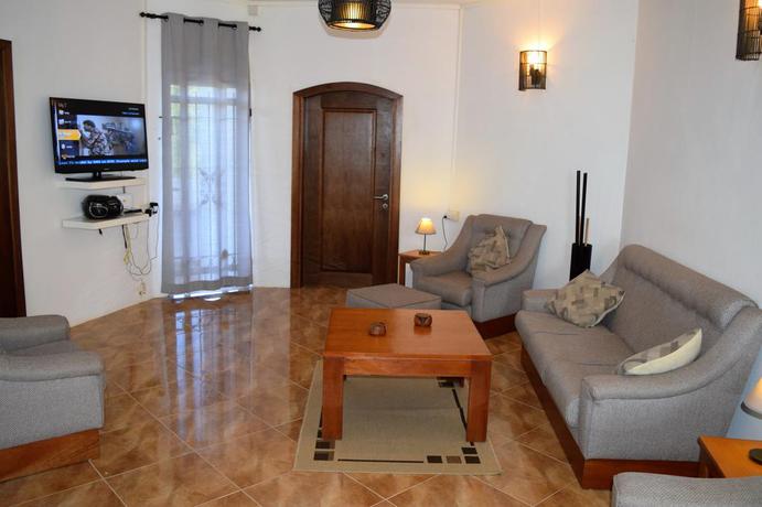Imagen de la habitación del Hotel Bernard L'hermite Villa. Foto 4