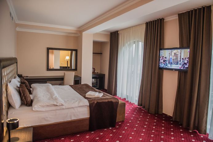 Imagen de la habitación del Hotel Bernardazzi Grand Hotel and SPA. Foto 14