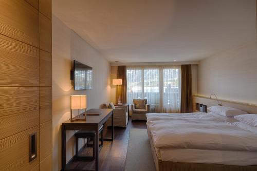 Imagen de la habitación del Hotel Bernerhof Swiss Quality Gstaad. Foto 6