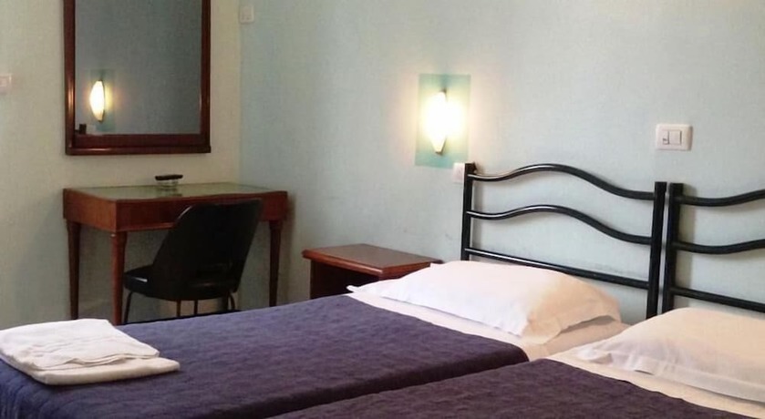 Imagen de la habitación del Hotel Bernheof. Foto 9