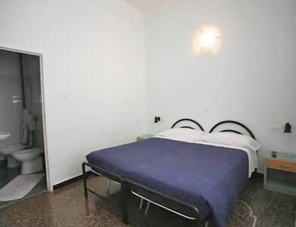 Imagen de la habitación del Hotel Bernheof. Foto 14