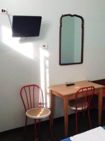 Imagen de la habitación del Hotel Bernheof. Foto 15