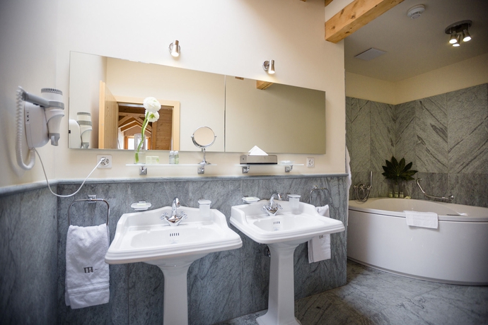 Imagen de la habitación del Hotel Bernina 1865. Foto 7