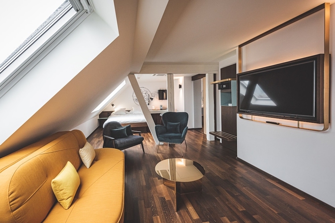 Imagen de la habitación del Hotel Bernina Geneva. Foto 4