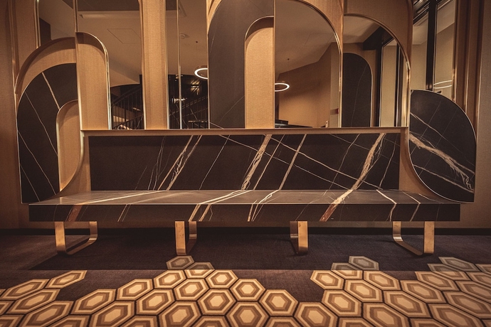 Imagen de los interiores del Hotel Bernina Geneva. Foto 11