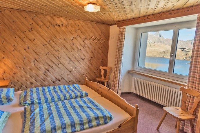 Imagen de la habitación del Hotel Bernina Hospiz - Hostel. Foto 2