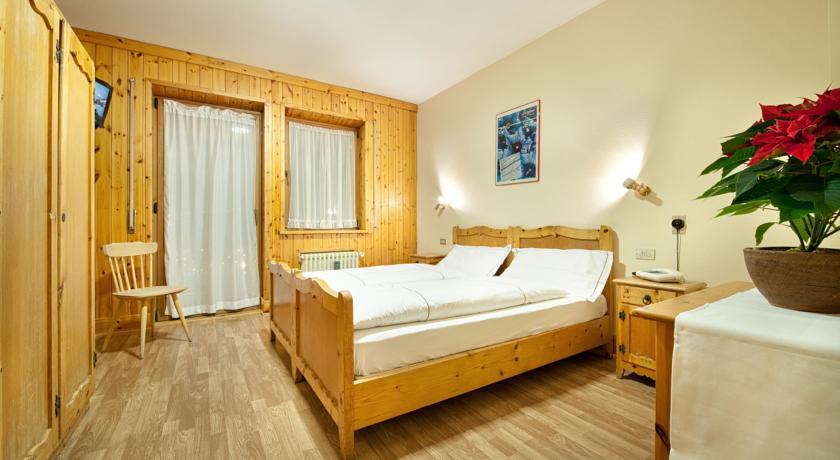Imagen de la habitación del Hotel Bernina, Livigno. Foto 7