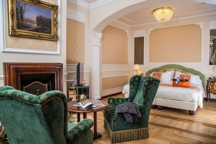 Imagen de la habitación del Hotel Bernini Palace. Foto 11