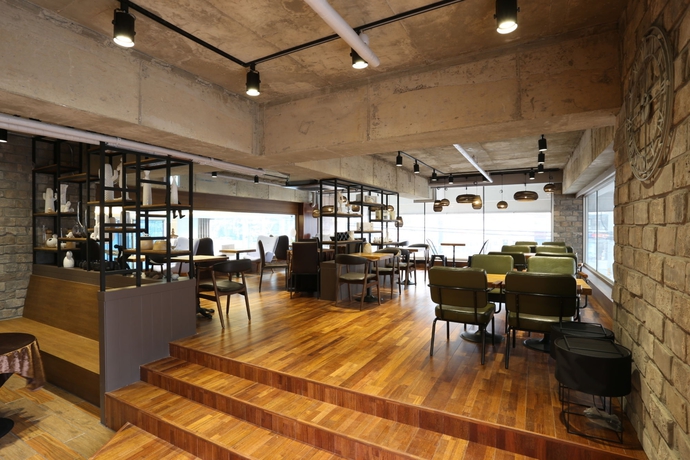 Imagen del bar/restaurante del Hotel Bernoui Seoul. Foto 4