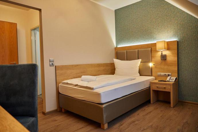 Imagen general del Hotel Bernstein Acamed Resort. Foto 8