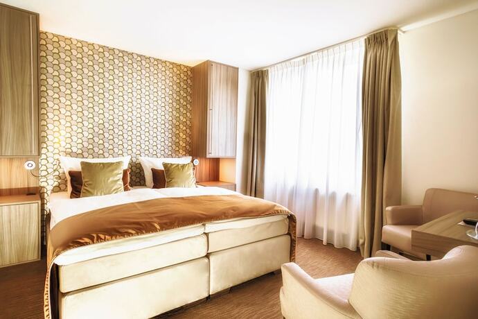 Imagen de la habitación del Hotel Bernstein Salzland Center. Foto 18