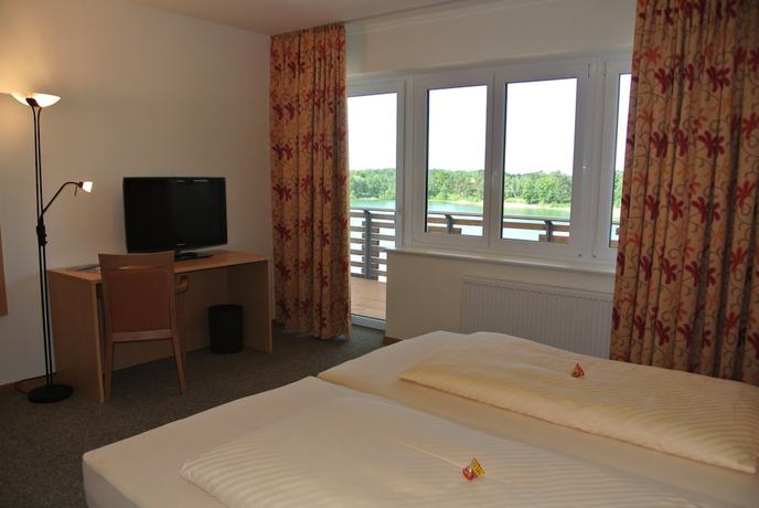Imagen de la habitación del Hotel Bernsteinsee, Sassenburg. Foto 7