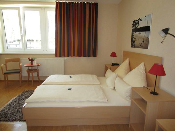 Imagen de la habitación del Hotel Bernsteinsee, Sassenburg. Foto 12