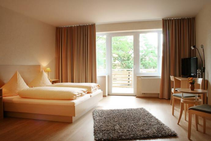 Imagen de la habitación del Hotel Bernsteinsee, Sassenburg. Foto 16