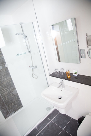 Imagen de la habitación del Hotel Bernwood Park. Foto 5