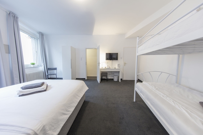 Imagen de la habitación del Hotel Berolina Haus. Foto 2