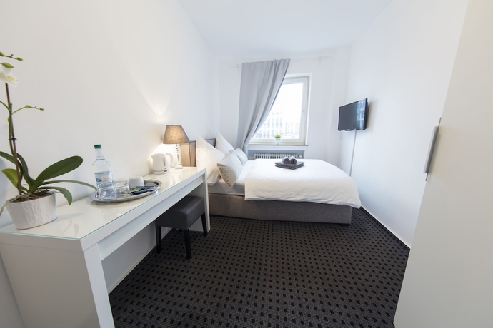 Imagen de la habitación del Hotel Berolina Haus. Foto 11