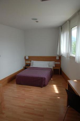 Imagen de la habitación del Hotel Berri Versalles. Foto 8