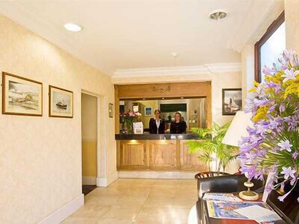 Imagen de los interiores del Hotel Berry Head. Foto 15