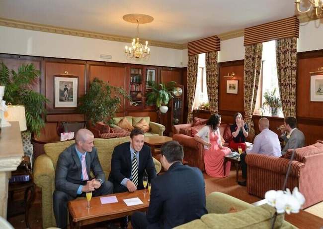 Imagen de los interiores del Hotel Berry Head. Foto 17