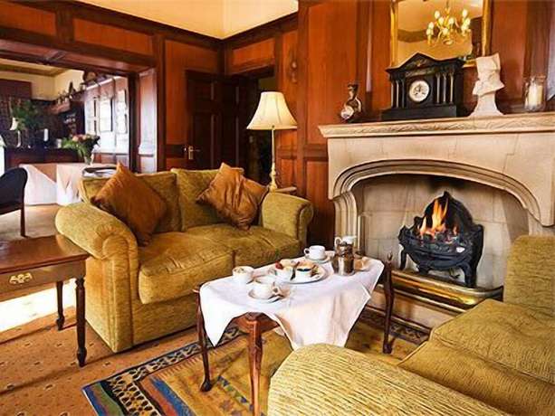 Imagen de los interiores del Hotel Berry Head. Foto 18