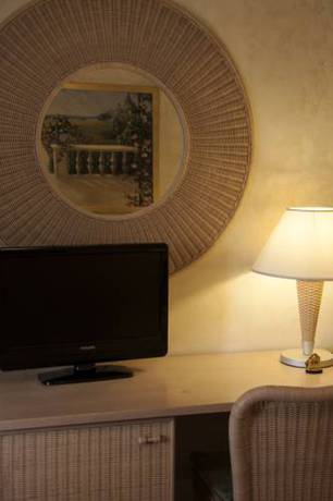 Imagen de la habitación del Hotel Berta, Desenzano del Garda. Foto 2
