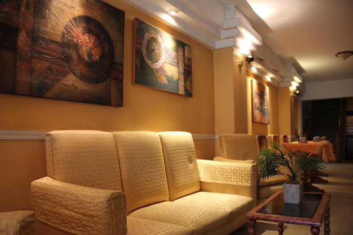Imagen de los interiores del Hotel Bertaina. Foto 19
