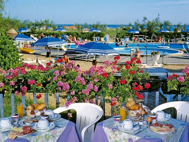 Imagen del bar/restaurante del Hotel Bertha, Lido Di Jesolo. Foto 1