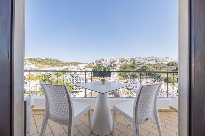 Imagen de la habitación del Hotel Bertolina Guest House. Foto 12