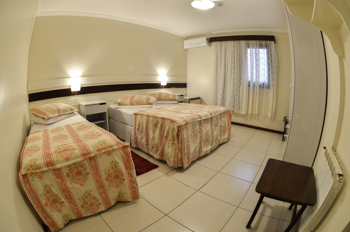 Imagen de la habitación del Hotel Bertoluci. Foto 6