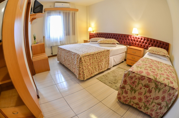 Imagen de la habitación del Hotel Bertoluci. Foto 10