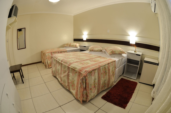 Imagen de la habitación del Hotel Bertoluci. Foto 12